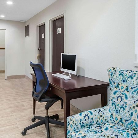 Coraopolis Quality Inn מראה חיצוני תמונה