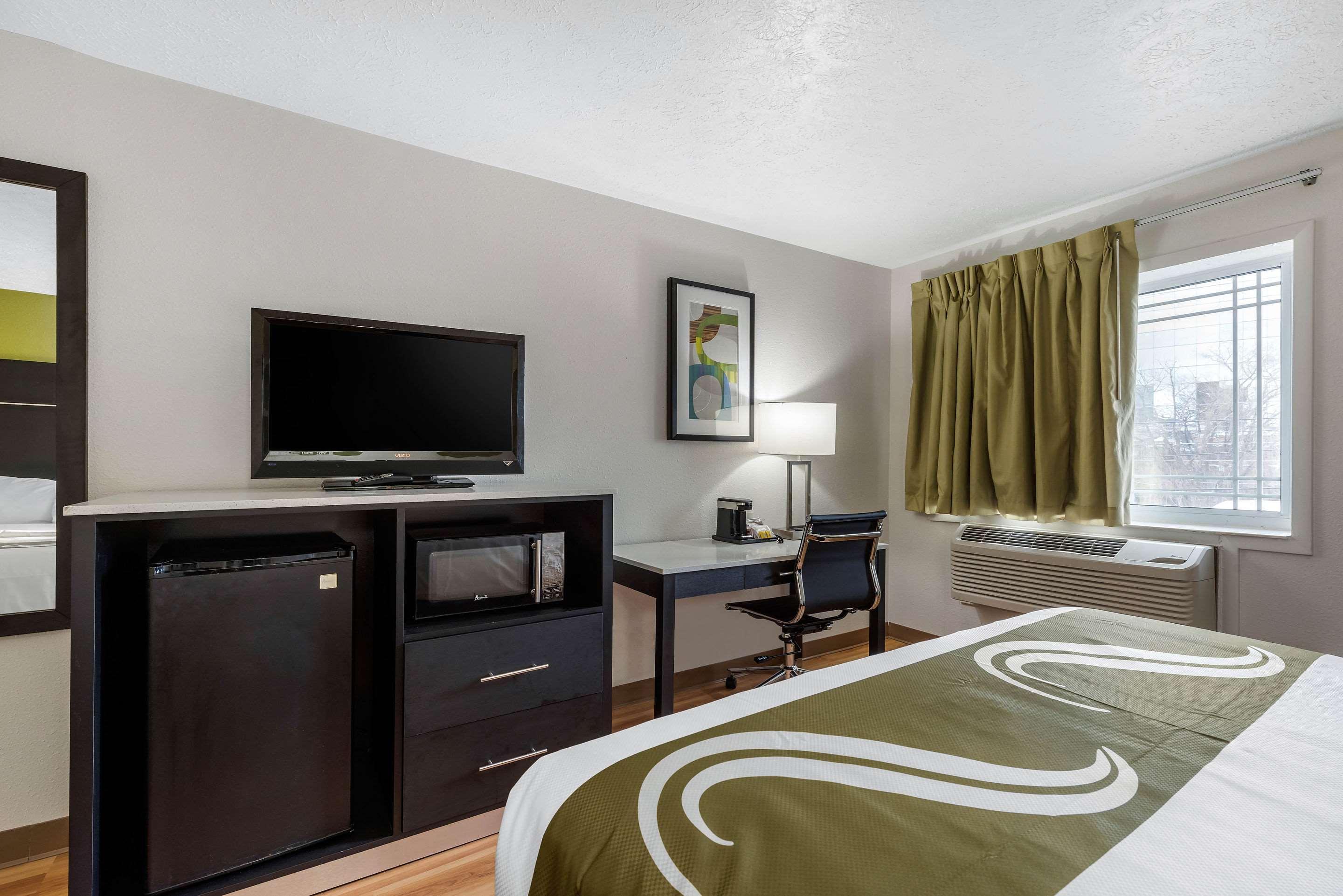 Coraopolis Quality Inn מראה חיצוני תמונה