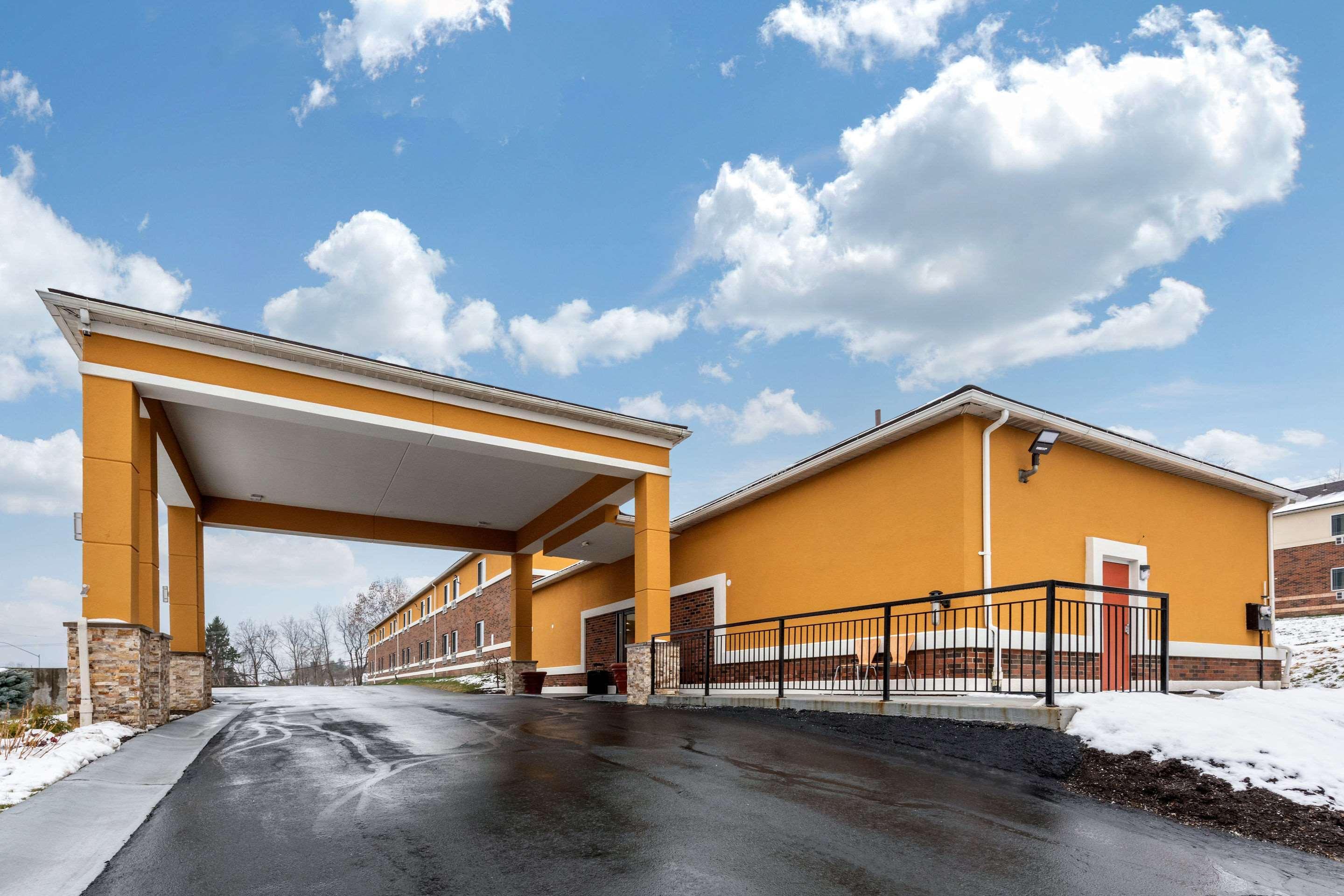 Coraopolis Quality Inn מראה חיצוני תמונה