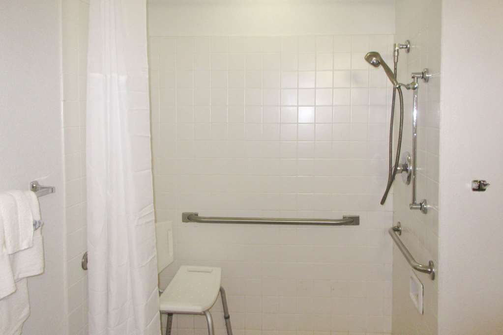 Coraopolis Quality Inn חדר תמונה